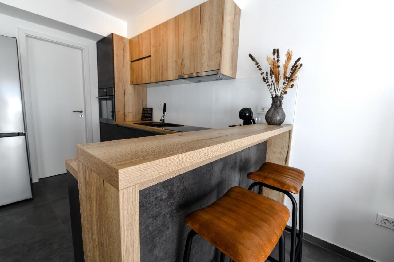 Spacious Apartment Nero With Free Parking Задар Екстериор снимка